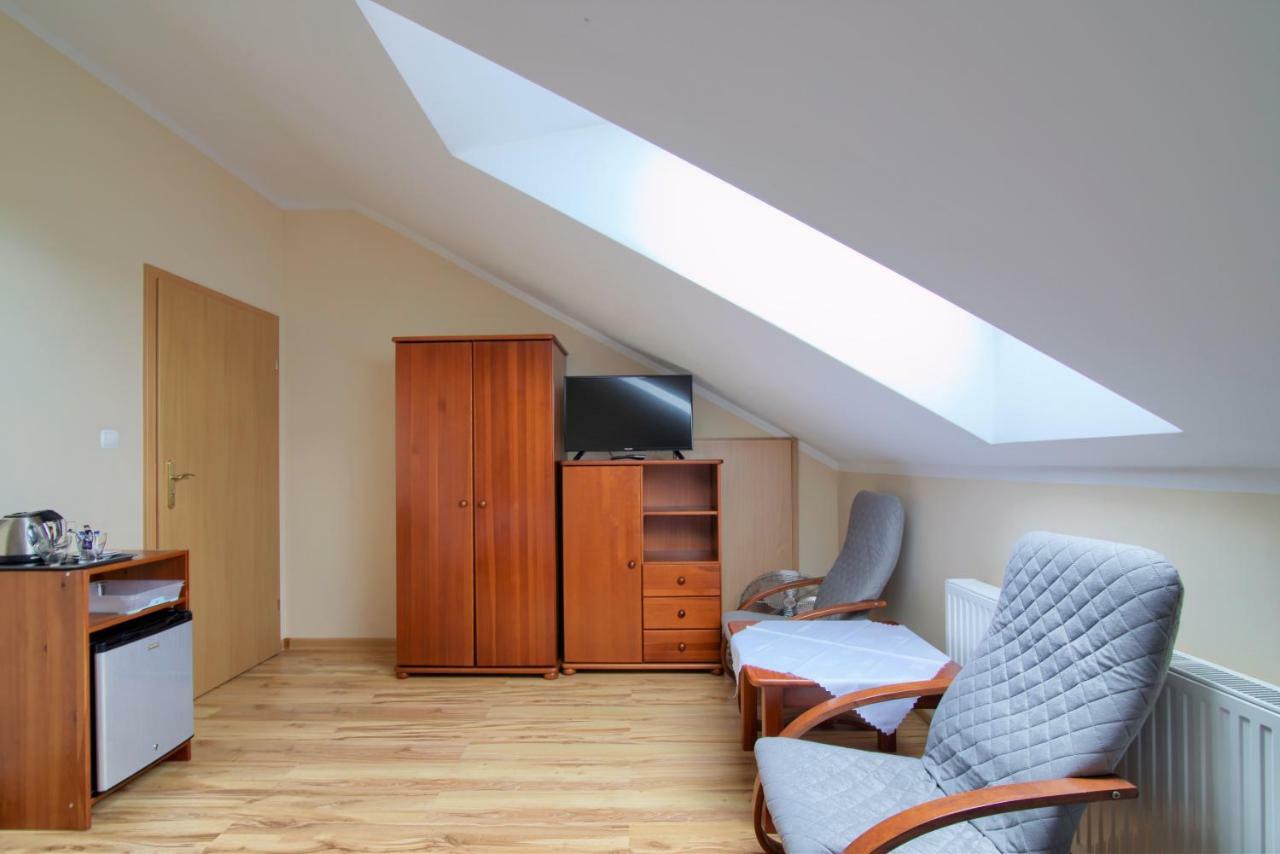 Nawigator Hotell Miedzyzdroje Exteriör bild